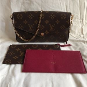 Louis Vuitton Pochette Felicie Monogram Clutch